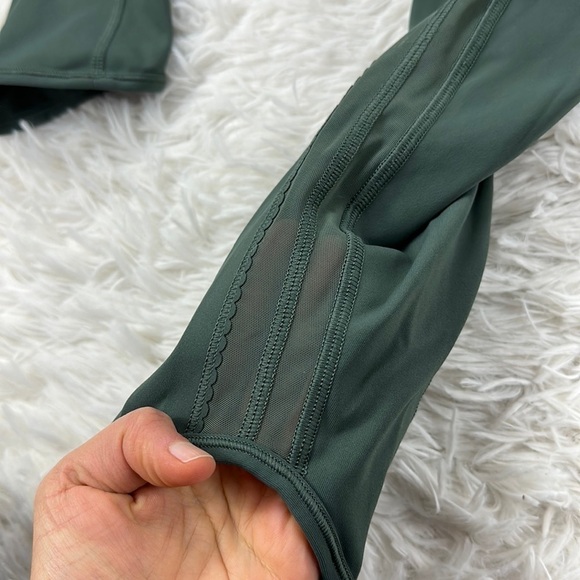 Lululemon Sun Setter Crop (17") Dark Forest - Picture 2 of 6